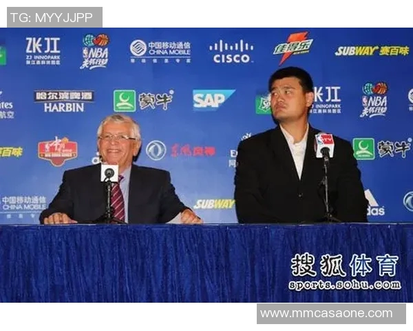 斯特恩深情回忆姚明的传奇篮球生涯与中美体育交流的桥梁作用 斯特恩深情回忆姚明的传奇篮球生涯与中美体育交流的桥梁作用