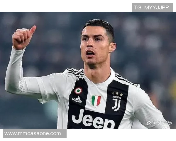 足球明星酷炫发型男生的时尚潮流与个性魅力解析 足球明星酷炫发型男生的时尚潮流与个性魅力解析