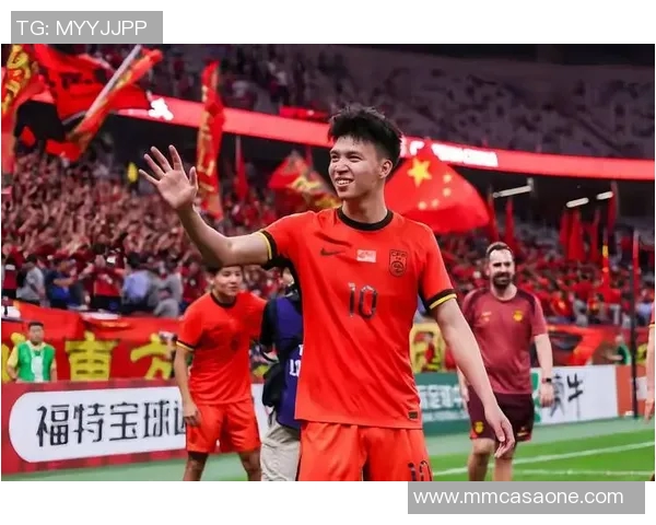 中国足球现役球员的崛起与挑战解析及未来发展展望